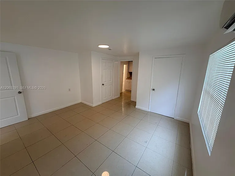 548 NW 30th St #2 — Photo 7