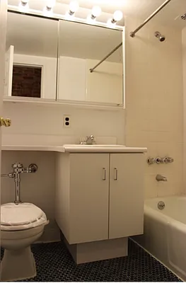 Rented by Luxor Homes & Investment Realty | media 16