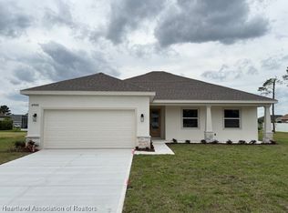 4960 San Ignacio Dr, Sebring, FL 33872