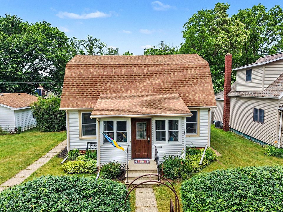 1st image of 729 S Haven Pl