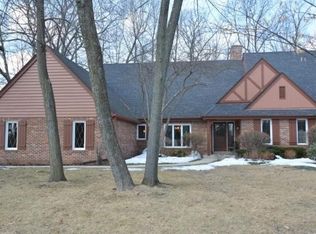 12417 N Golf Dr, Mequon, WI 53092