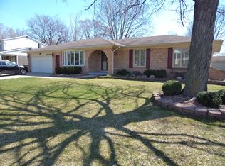 54240 Surfside Dr, Shelby Township, MI 48316