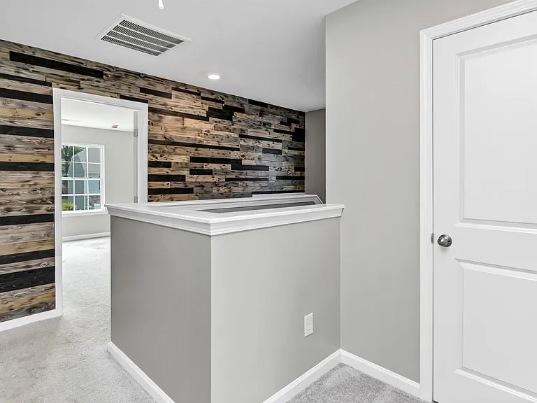 414 Tulip Way — Photo 29