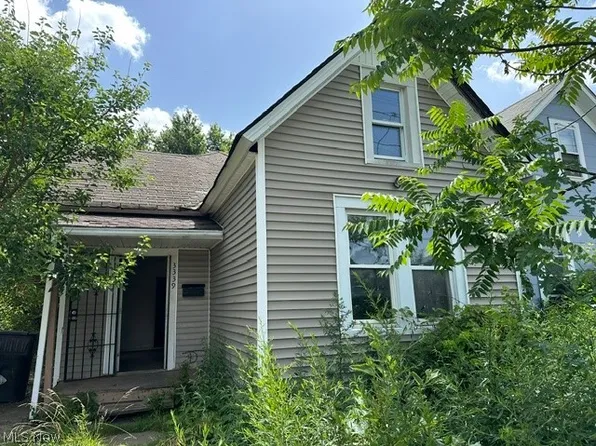 3339 W 46th St, Cleveland, OH 44102