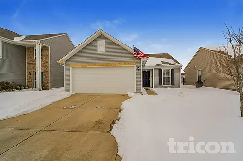 1420 Pencross Ln Photo 1