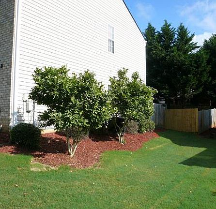 3rd image of 4931 Oak Meadow Ln