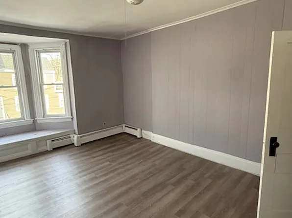 25 Vine St #4, Haverhill, MA 01830