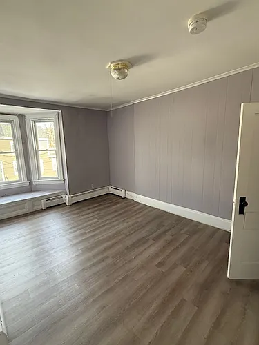25 Vine St #4 Photo 1