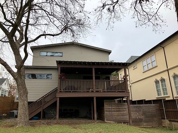 2nd image of 7122 La Vista Dr
