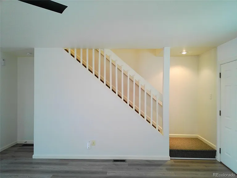 6944 Palmer Park Blvd — Photo 14