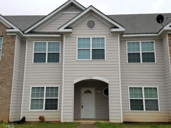 111 Nizzear Ln, Carrollton, GA 30117