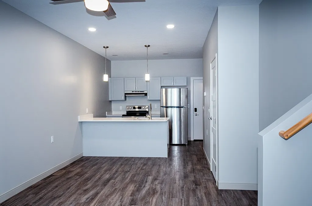 Water Street Townhomes — Photo 4