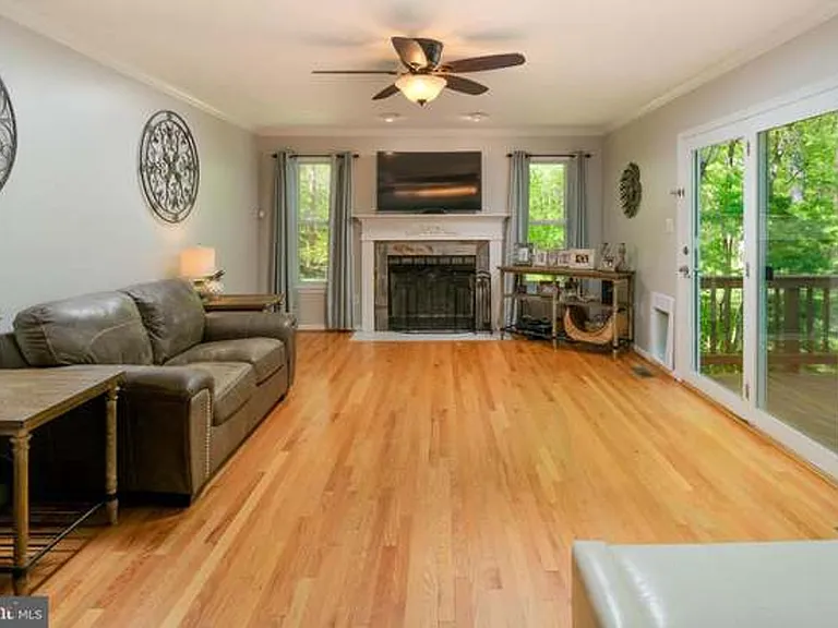 391 Windermere Dr — Photo 11