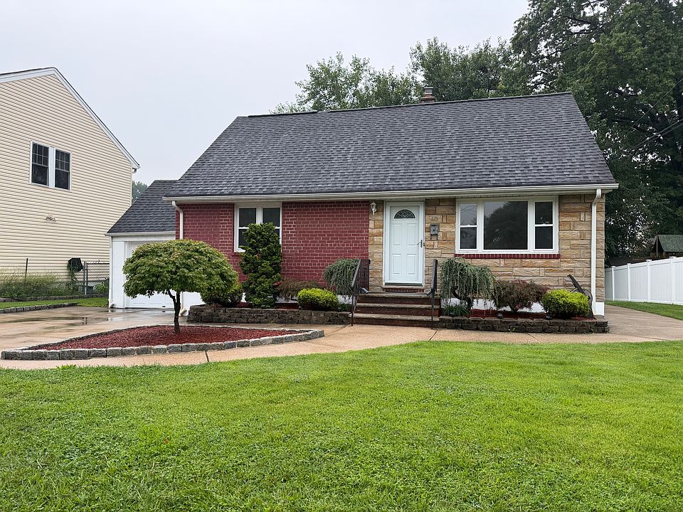 1st image of 40 Oxford Ave