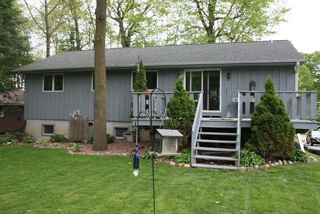1st image of 605 Kettle Moraine Dr S