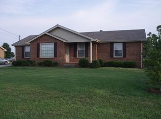 3356 Mallard Dr, Clarksville, TN 37042