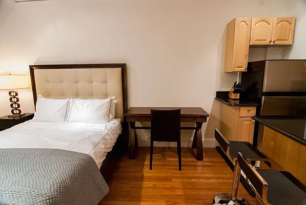 Rented by WAM Partners - William Moses Co. | media 5