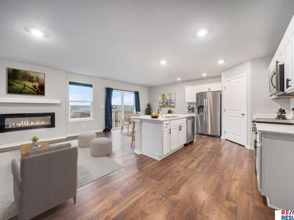 12807 S 45th St, Bellevue, NE 68133