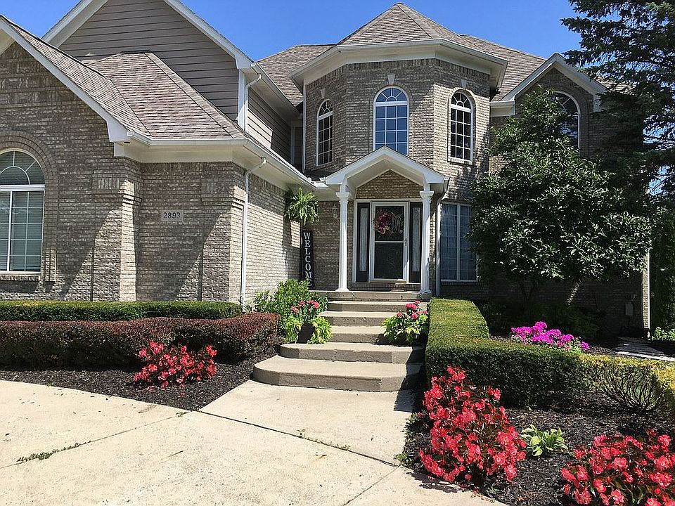 1st image of 2893 Plymouth Dr
