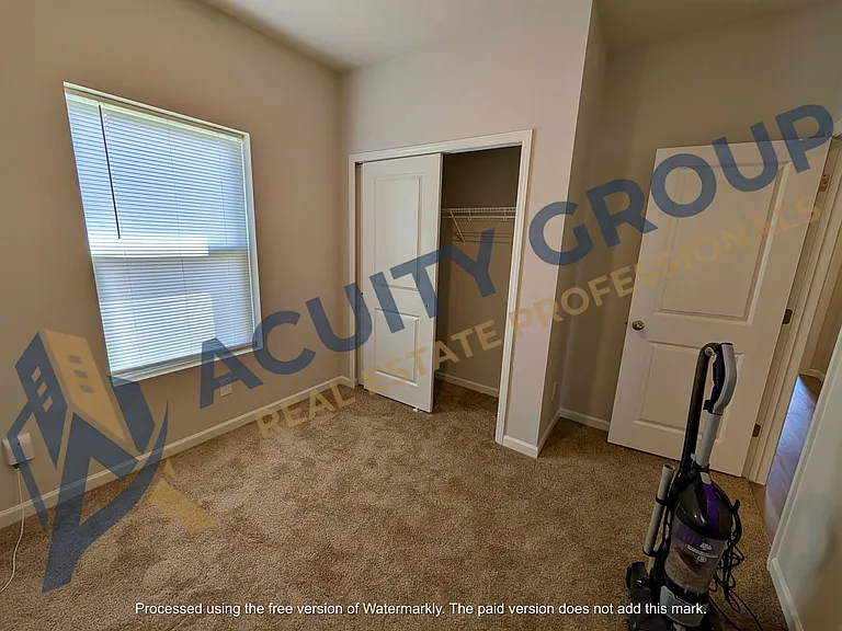 501 Redwood St N — Photo 16