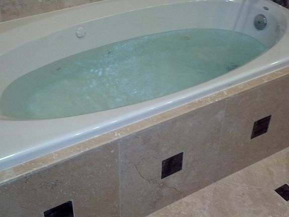 Jet Tub Master Bath