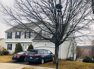 44 Morning Glory Dr, Middletown, CT 06457