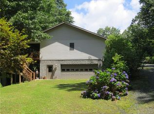 223 Mountain Trail Ln, Burnsville, NC 28714