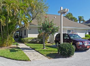 327 NE Golfview Cir #327, Stuart, FL 34996
