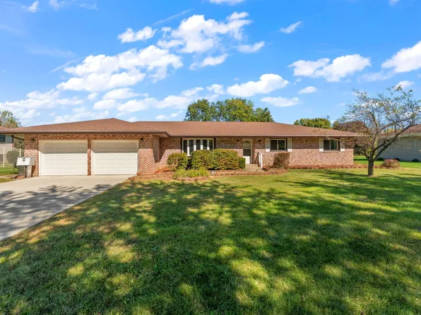 8980 E 91st Ct, Crown Point, IN 46307