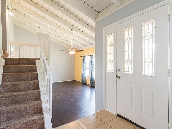 4th image of 1817 Glouchester Dr