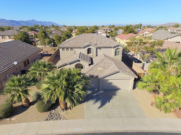 3rd image of 43354 W Bunker Dr