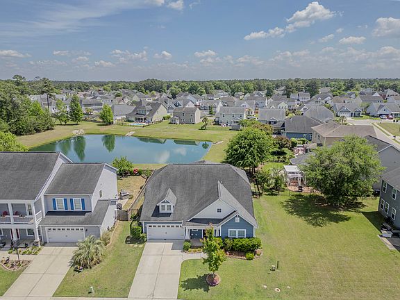 2nd image of 261 Topsaw Ln