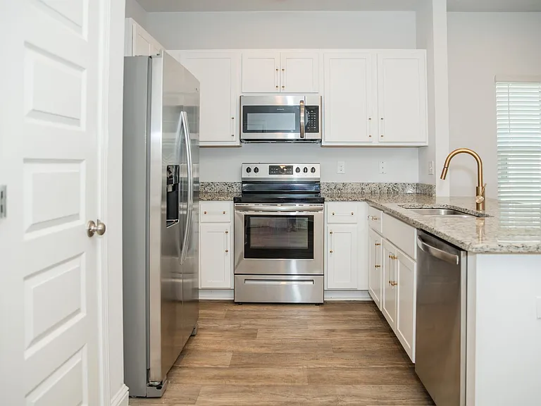 25806 Pollard Rd #37 — Photo 14