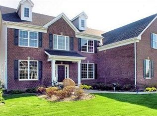 1355 Verona Ridge Dr, Aurora, IL 60506