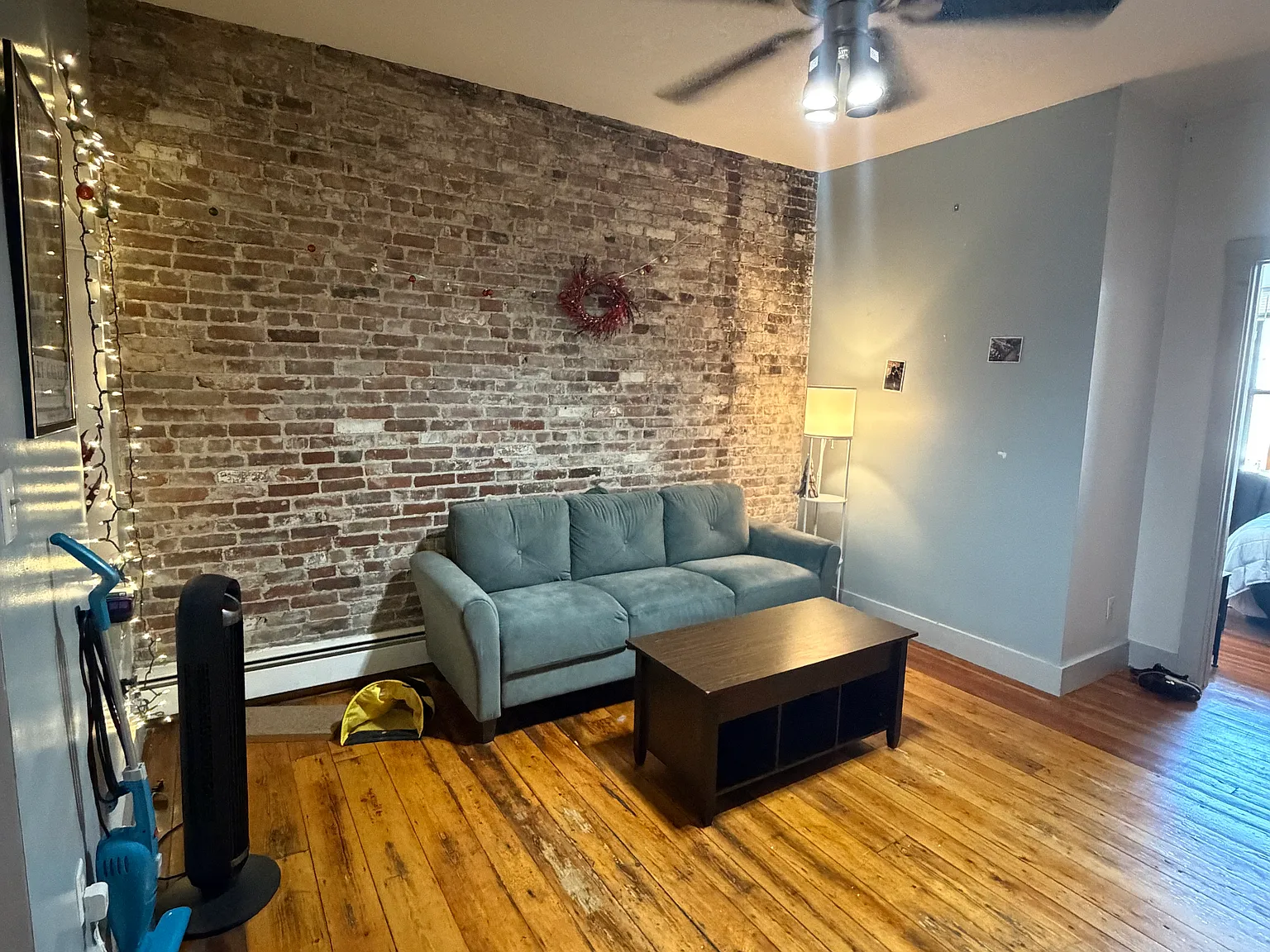 3 bed, 9999 sqft, $3,800 — Photo 3