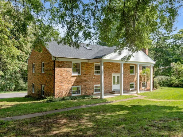 306 Gloucester Rd, Charlottesville, VA 22901