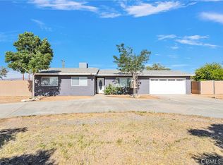 10859 Navajo Rd, Apple Valley, CA 92308