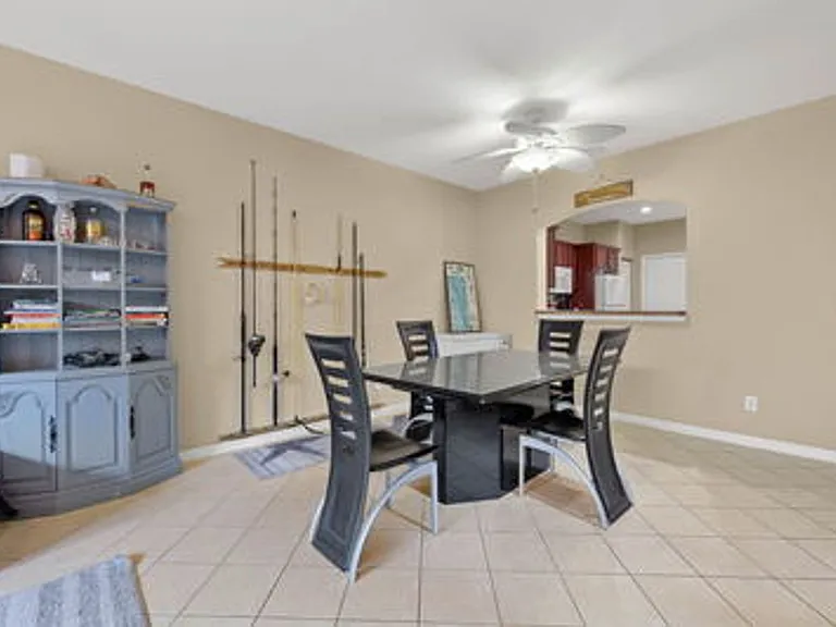 17529 Laurel Grove Ct — Photo 13