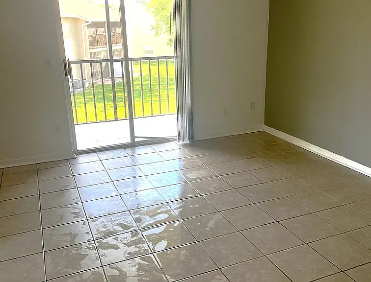 4403 Hector Ct #4 — Photo 2