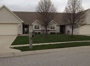 1546 Fairfield Dr, Greenfield, IN