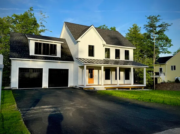 60 Woodbrey Lane, Standish, ME 04084