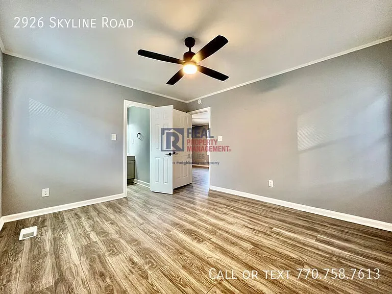 2926 Skyline Dr — Photo 9