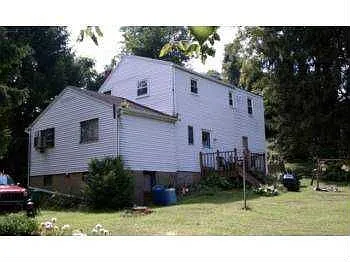 210 Champa St photo 1