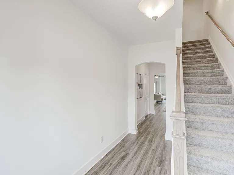 3037 Orangery Dr — Photo 7