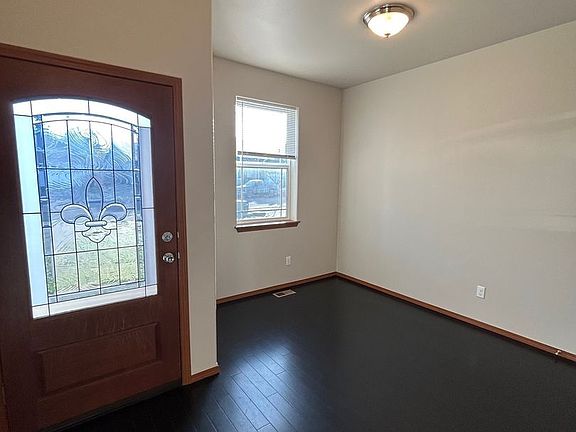 4th image of 8230 85th Ave NE