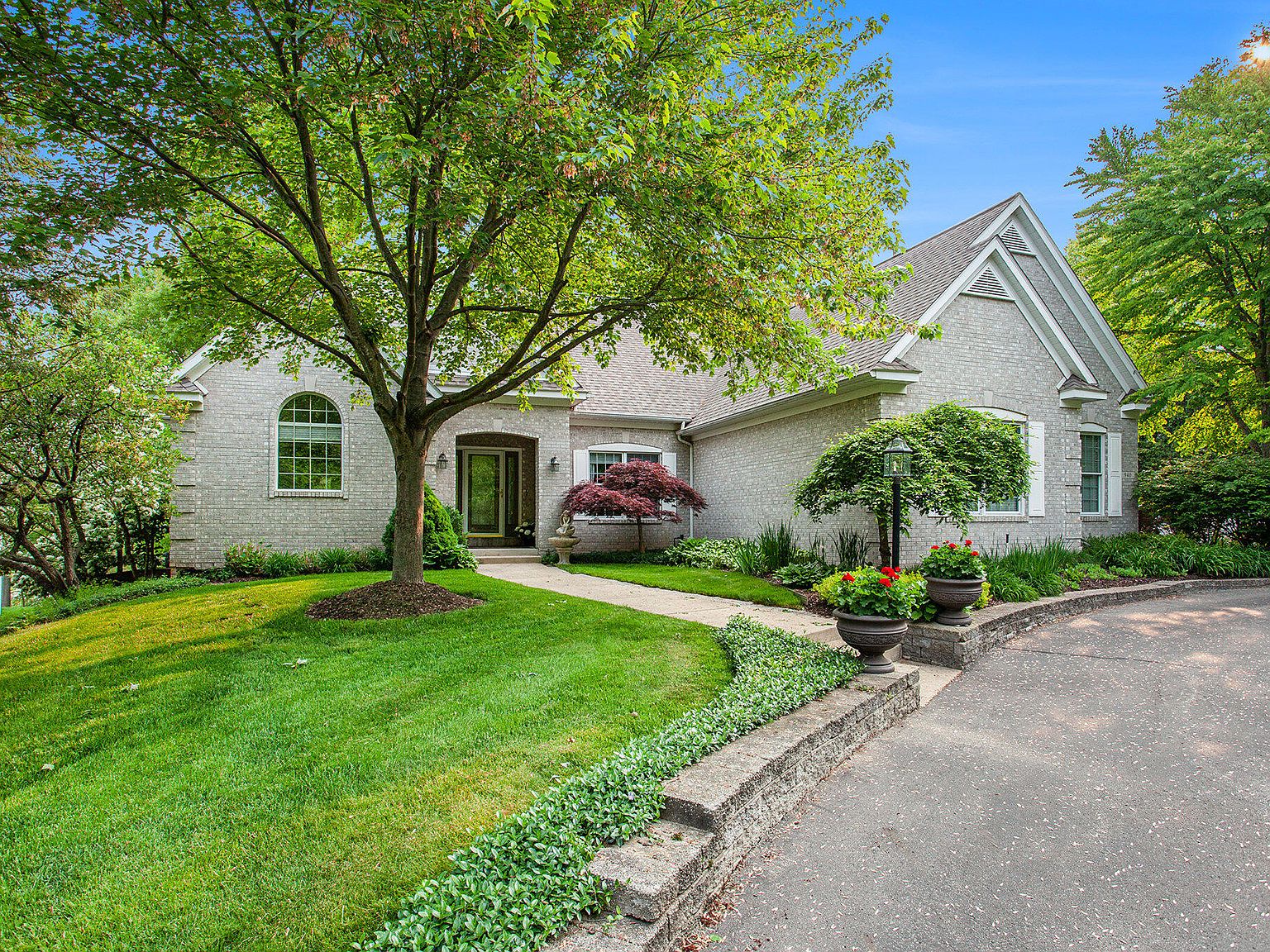 940 Bradford Greens Ct NE, Grand Rapids, MI 49525 Zillow