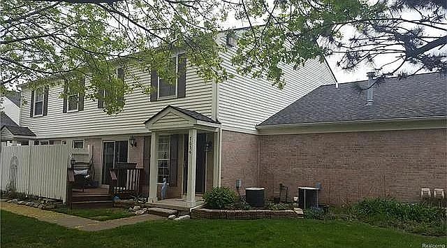 1st image of 7654 Woodview Dr