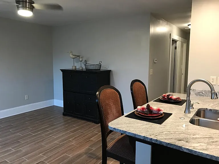 1427 Grogan Ave — Photo 11