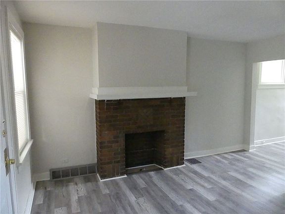 4th image of 6631 Shetland St