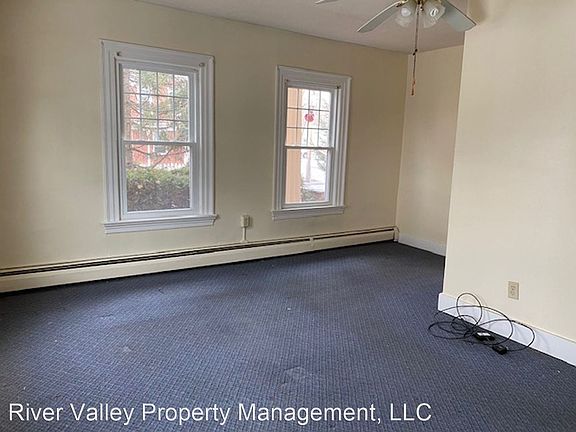5th image of 11 Mulberry St Room 1